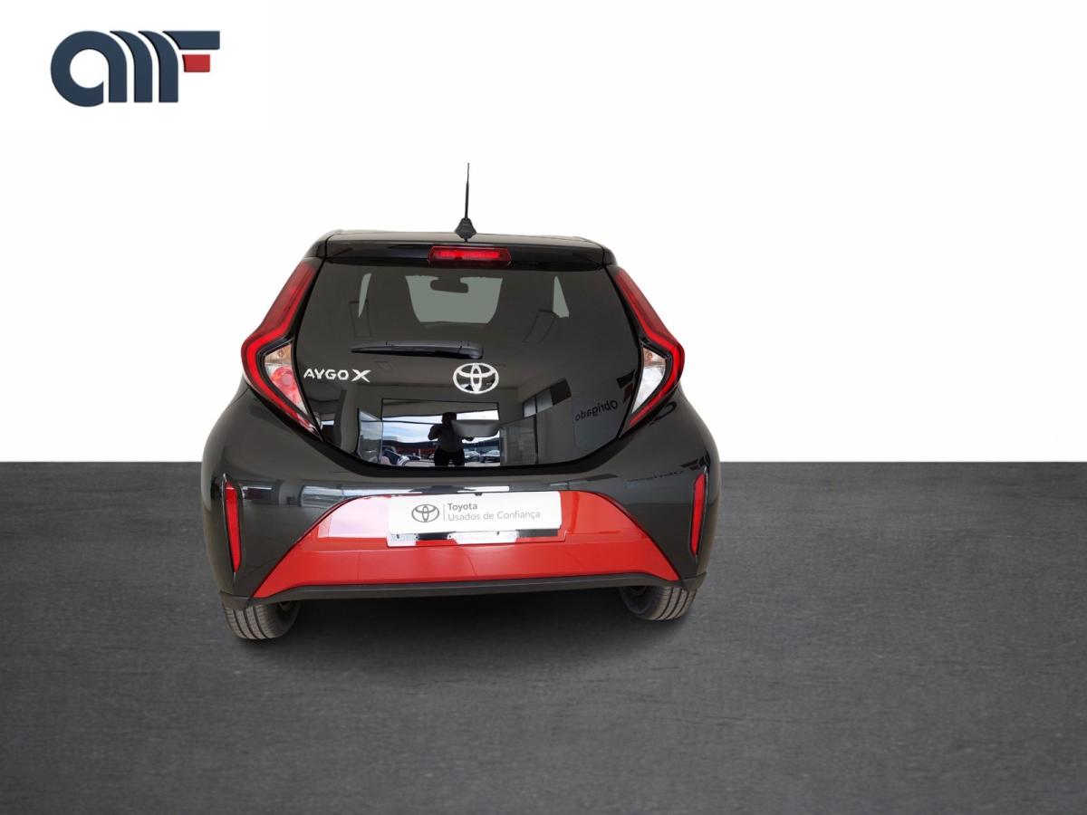 toyota-aygo-x-2024-gasolina-998cc