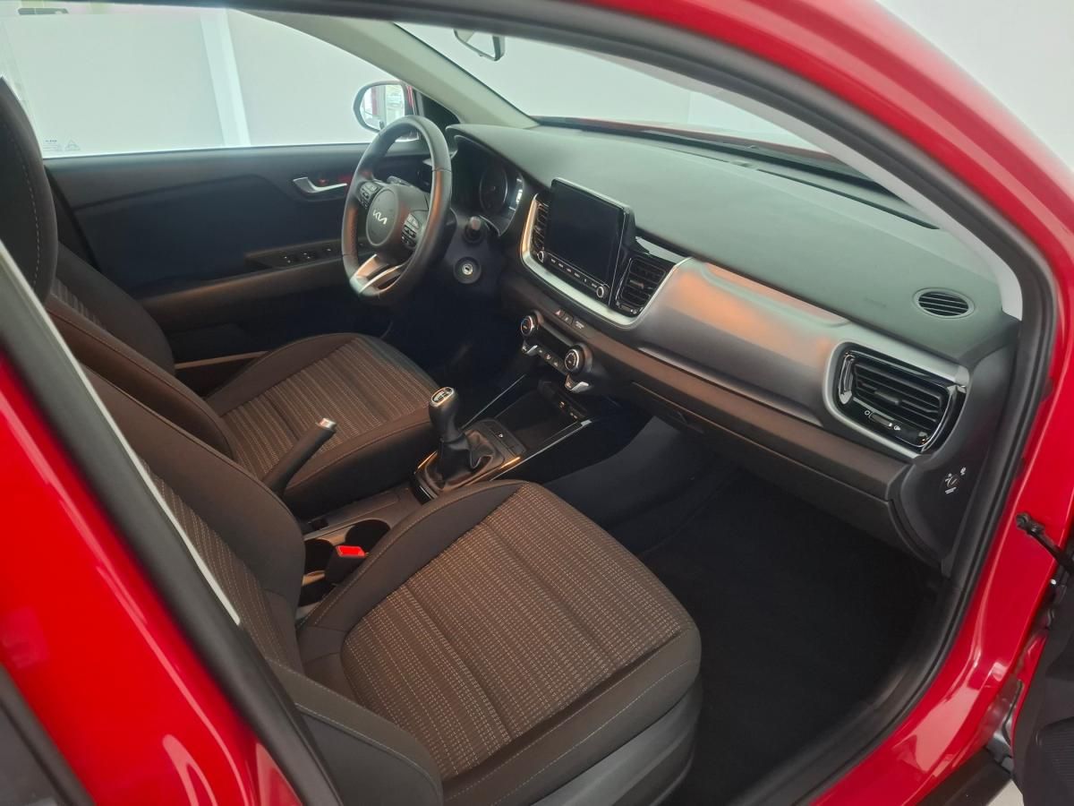 kia-stonic-2025-gasolina-998cc