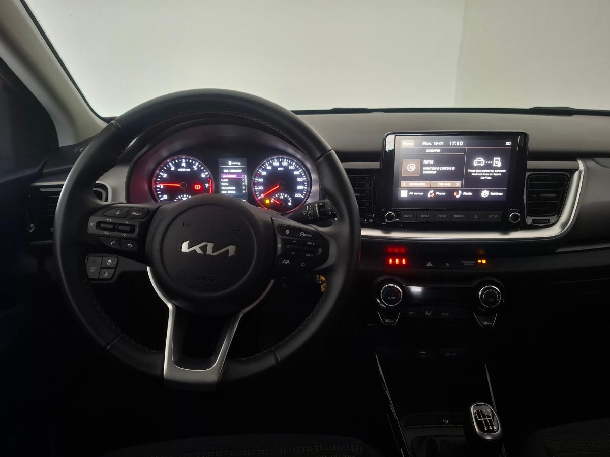 kia-stonic-2025-gasolina-998cc