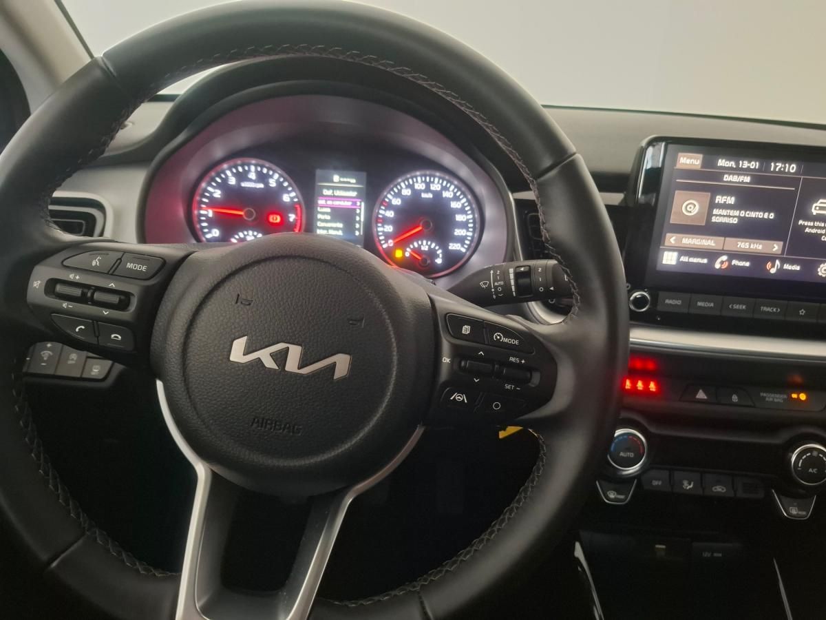 kia-stonic-2025-gasolina-998cc