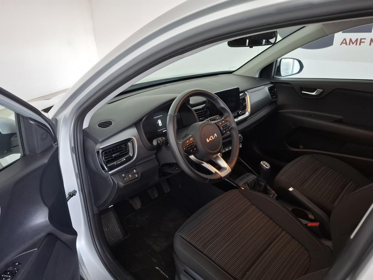 kia-stonic-2025-gasolina-998cc
