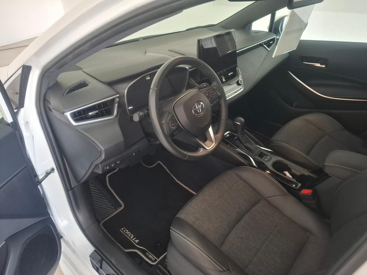 toyota-corolla-2024-hibrido-a-gasolina-1798cc