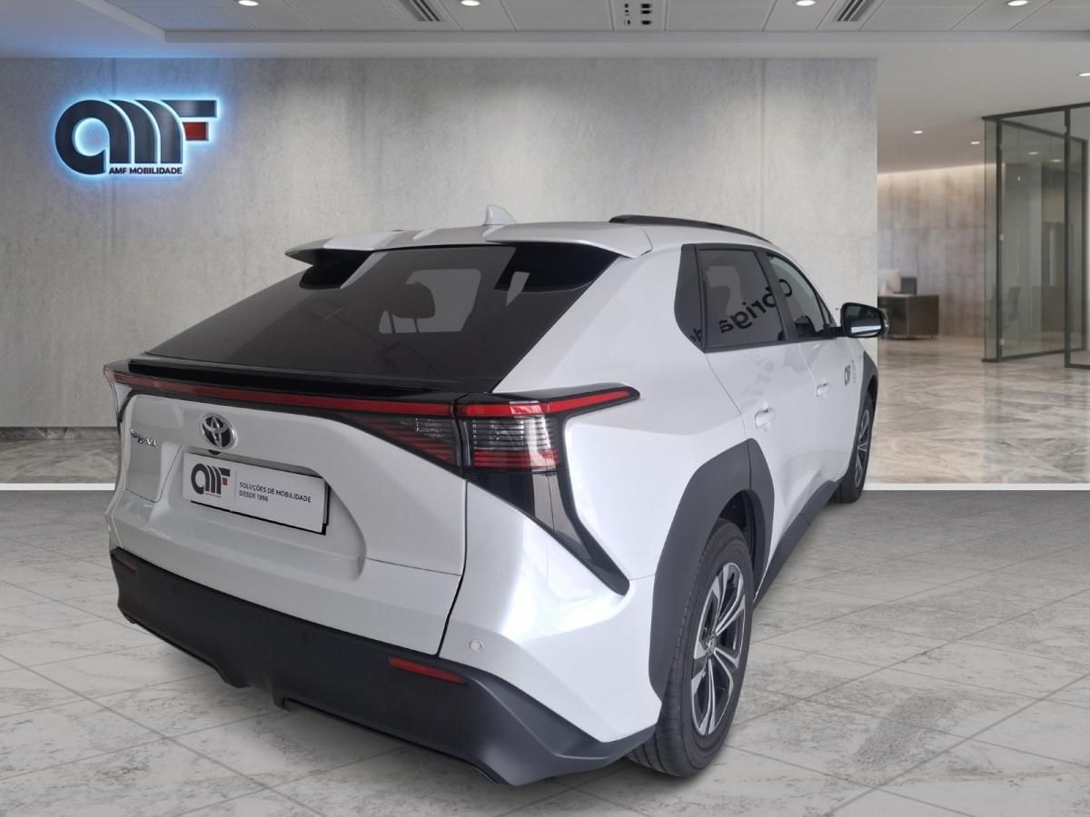toyota-bz4x-2025-eletrico-500cc