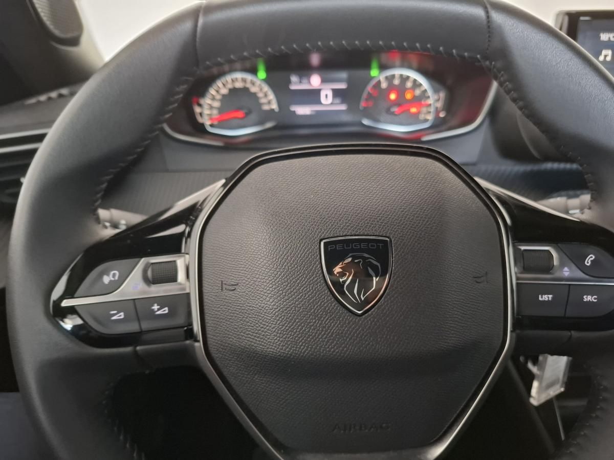 peugeot-2008-2025-gasolina-1199cc