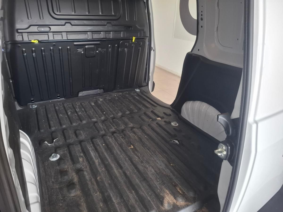 citroen-berlingo-2025-diesel-1499cc