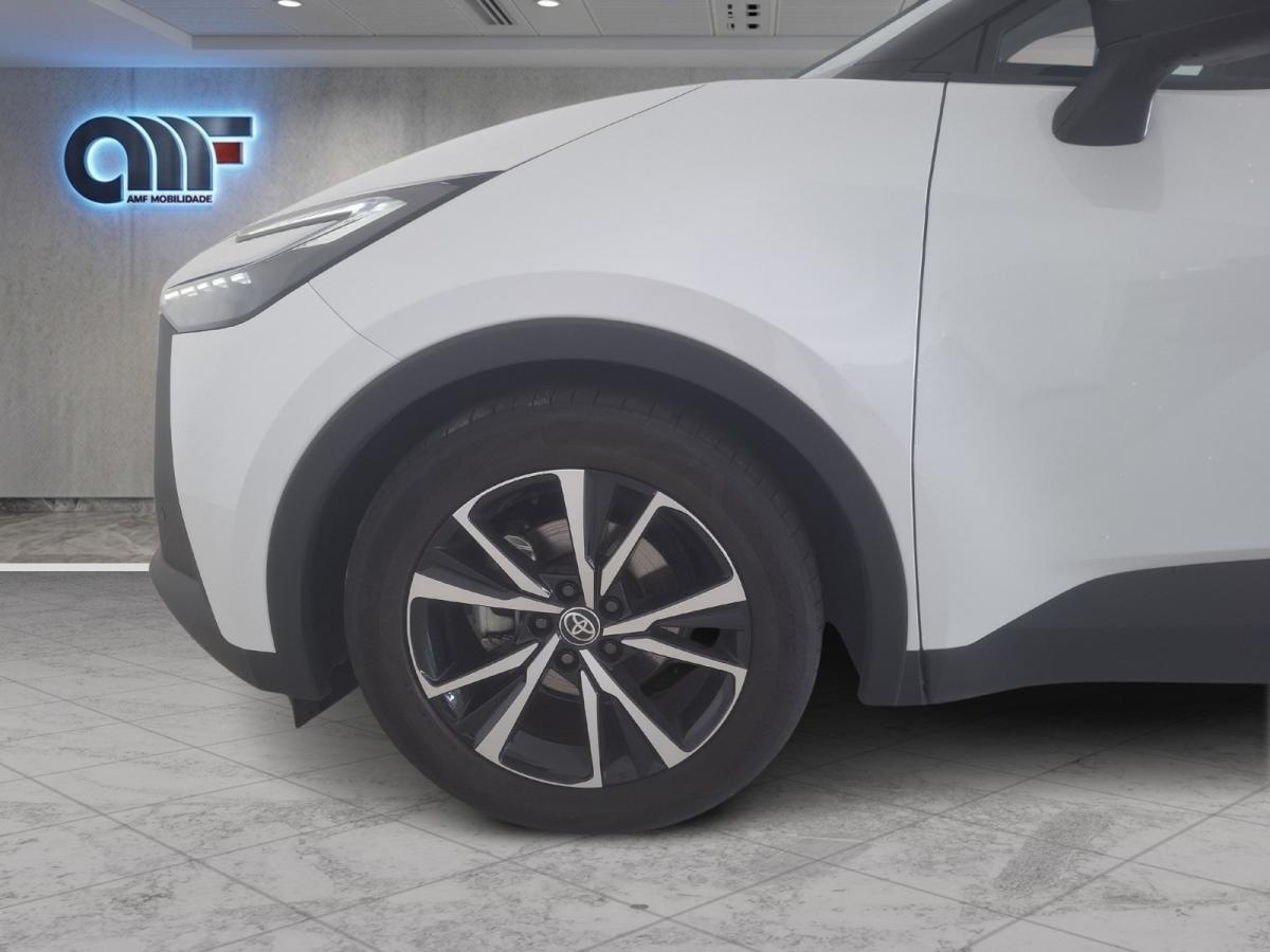 toyota-c-hr-2025-hibrido-a-gasolina-1798cc