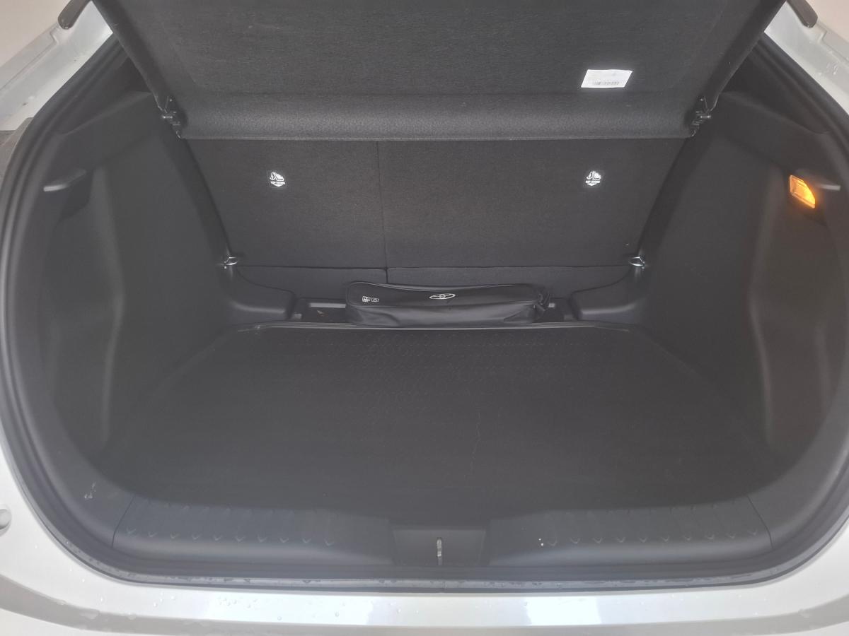 toyota-c-hr-2025-hibrido-a-gasolina-1798cc