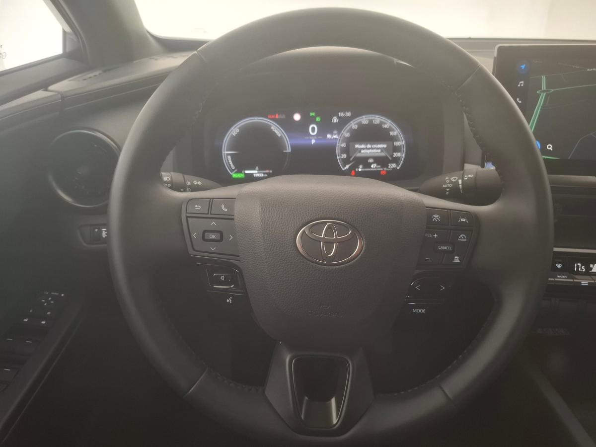toyota-c-hr-2025-hibrido-a-gasolina-1798cc