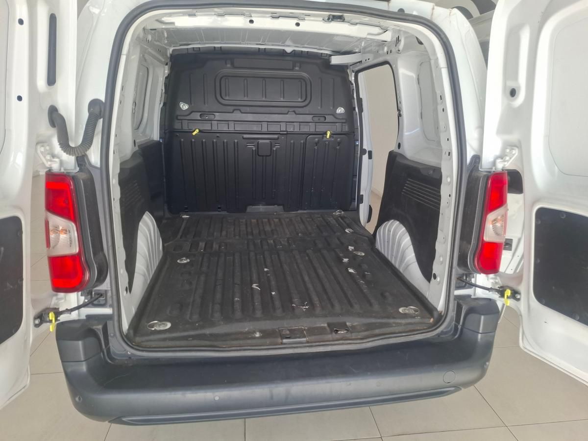 fiat-doblo-2023-diesel-1499cc
