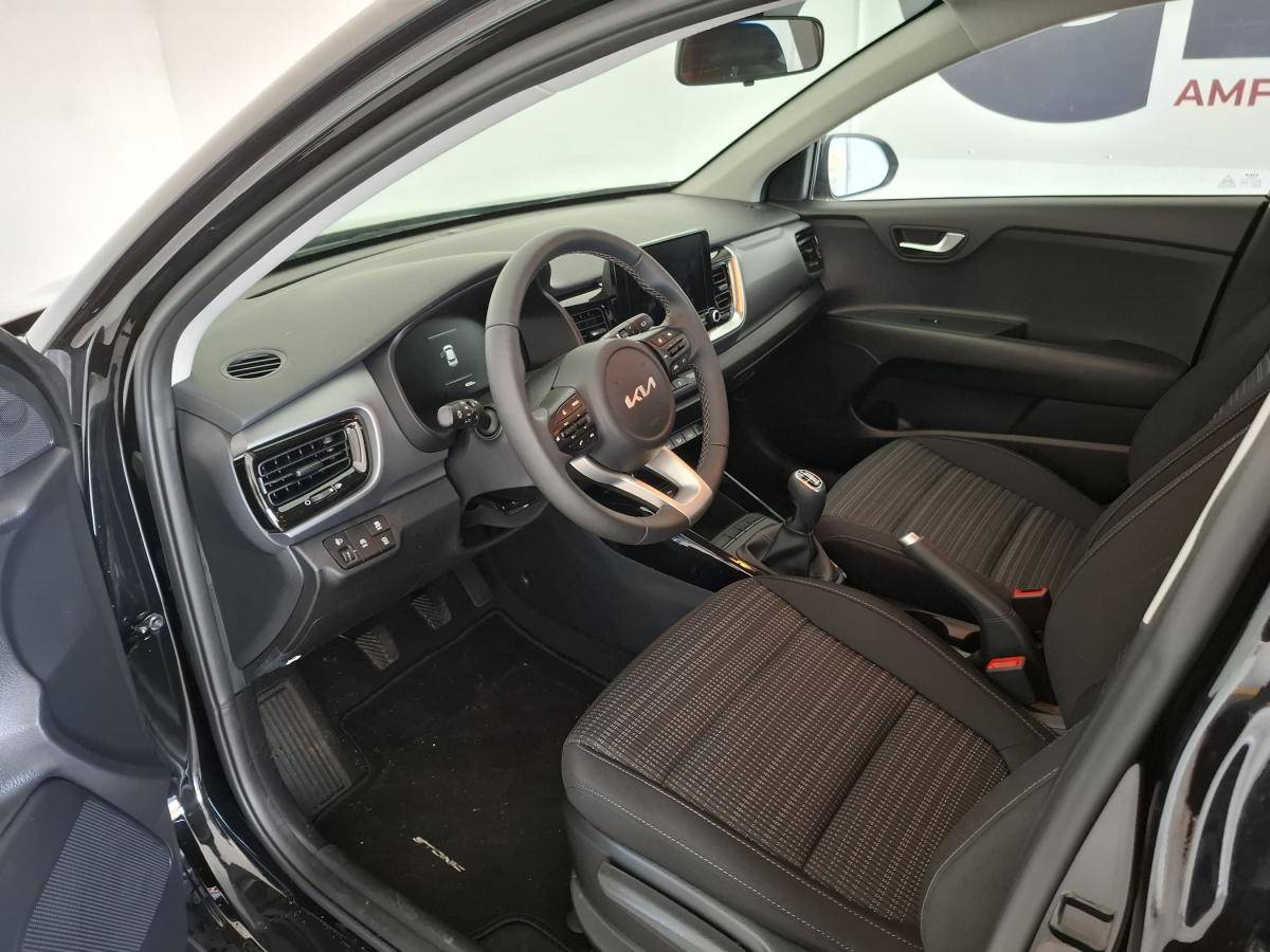 kia-stonic-2025-gasolina-998cc