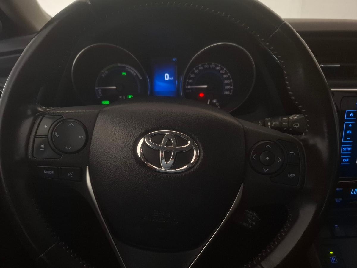 toyota-auris-2016-hibrido-a-gasolina-1798cc
