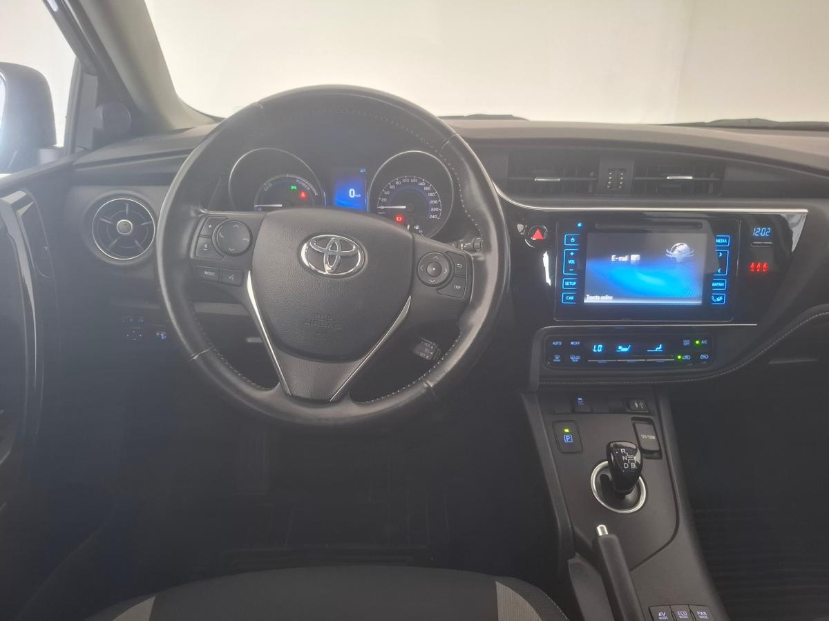 toyota-auris-2016-hibrido-a-gasolina-1798cc