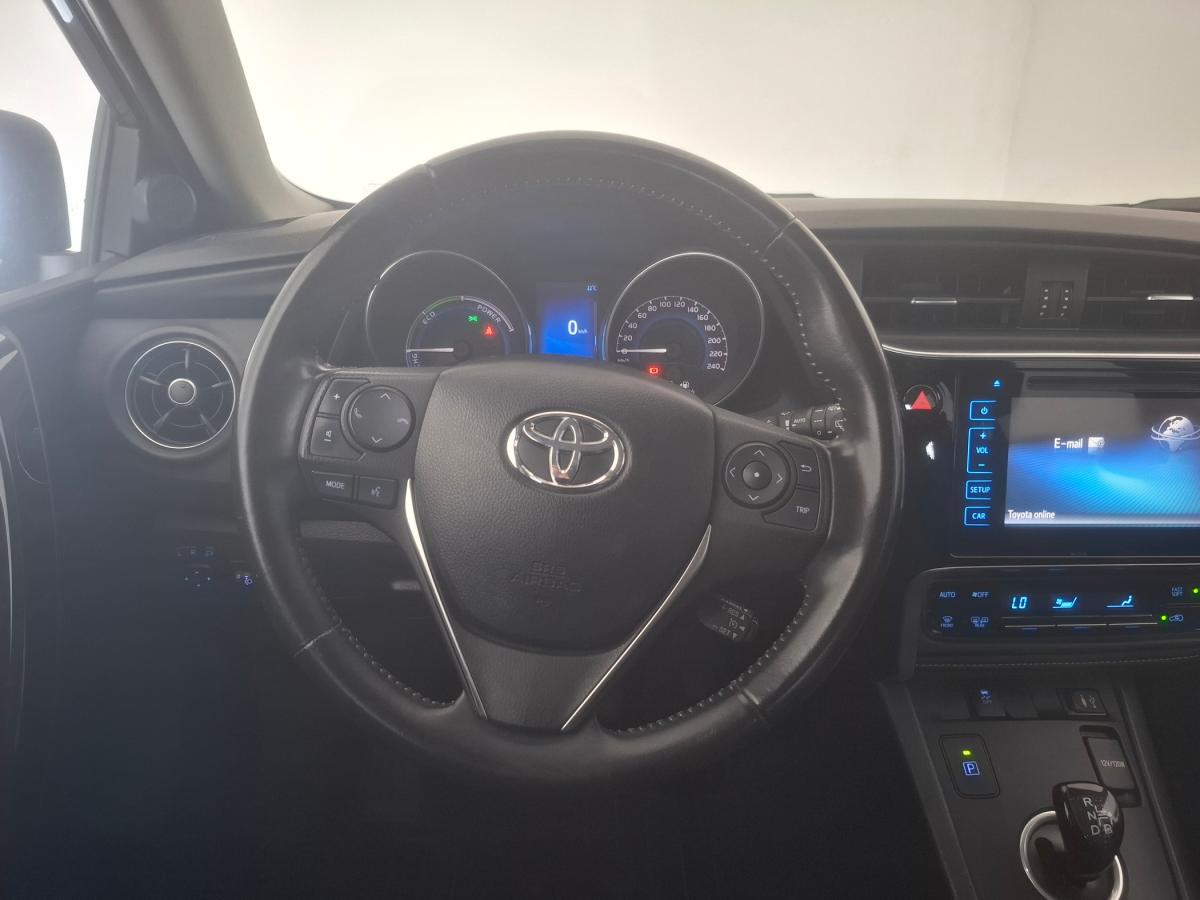 toyota-auris-2016-hibrido-a-gasolina-1798cc