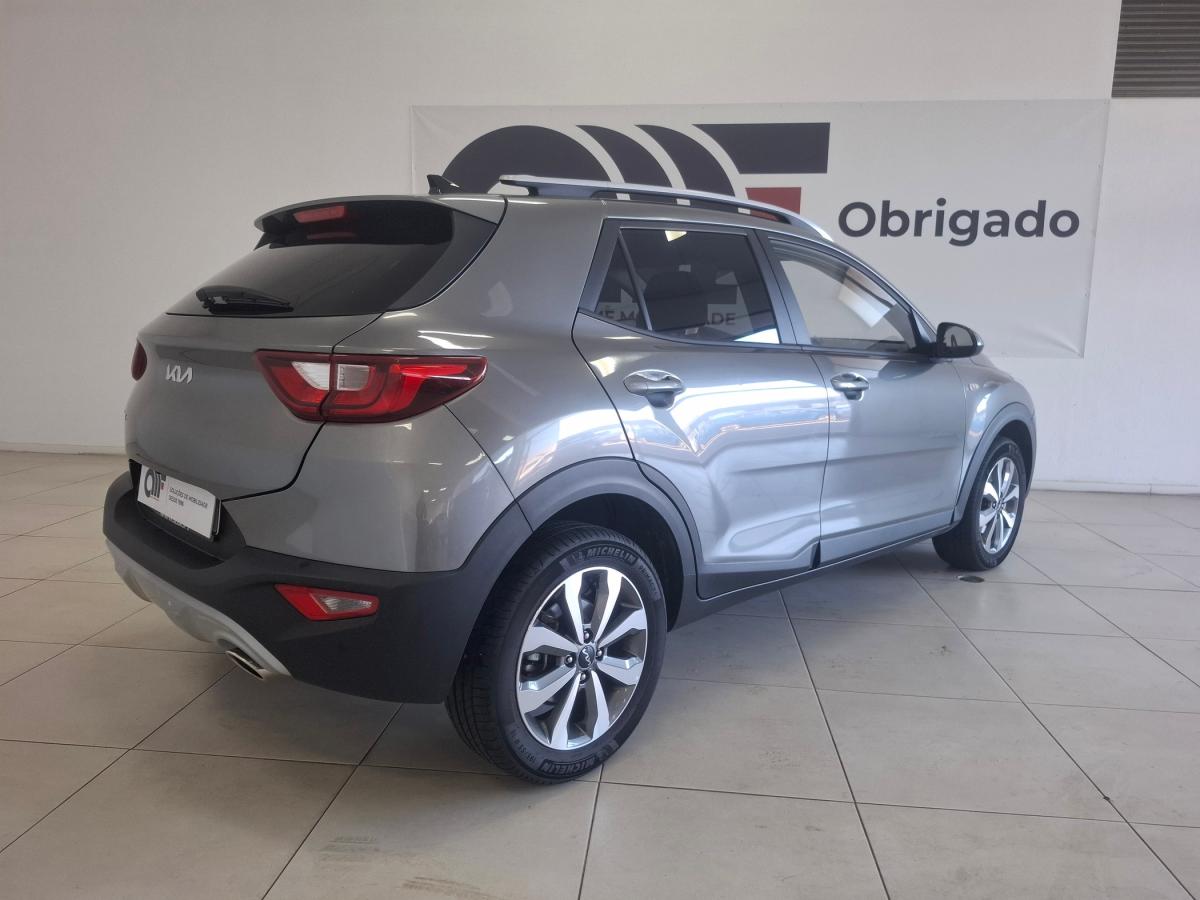 kia-stonic-2025-gasolina-1197cc