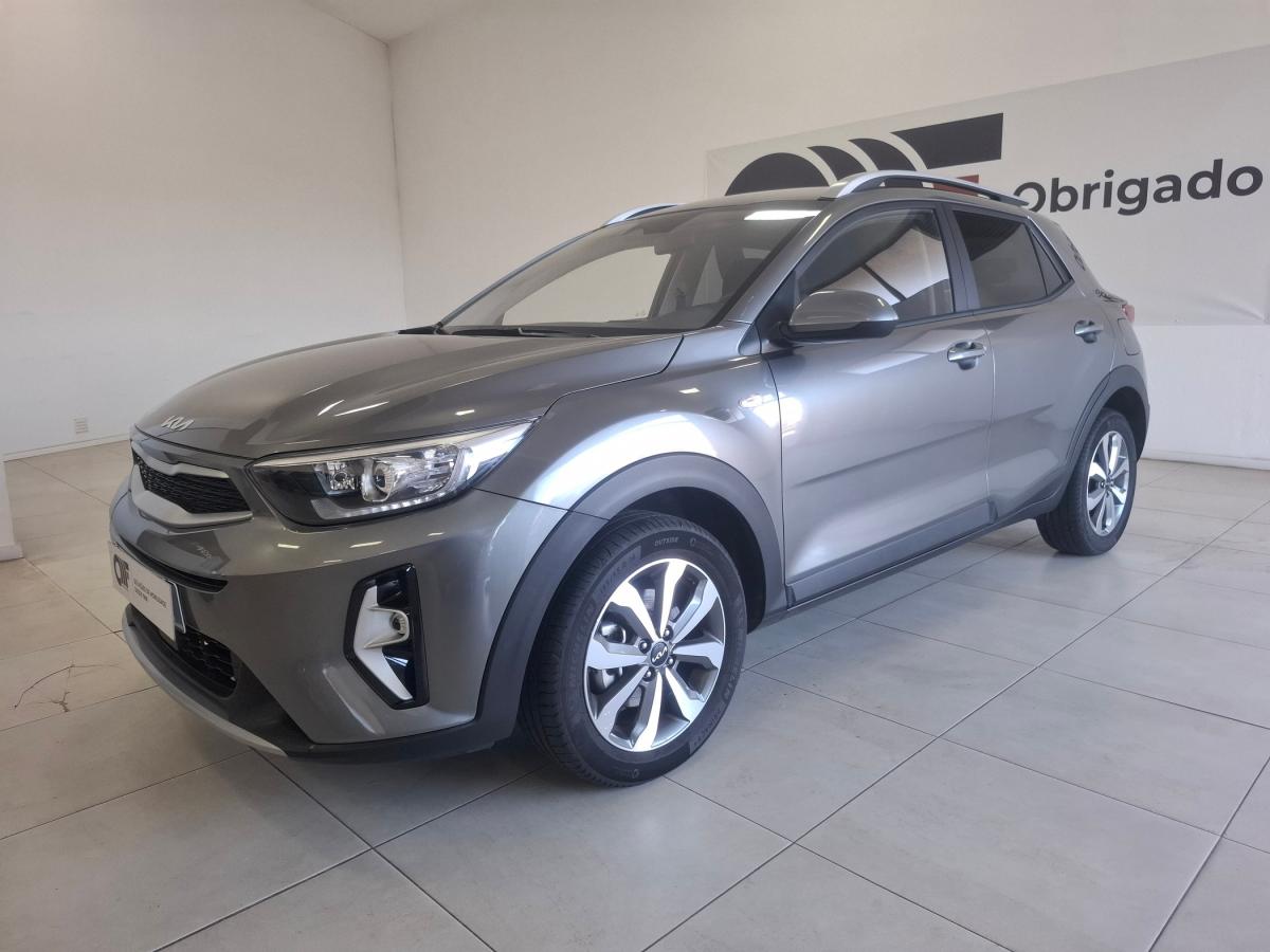 kia-stonic-2025-gasolina-1197cc