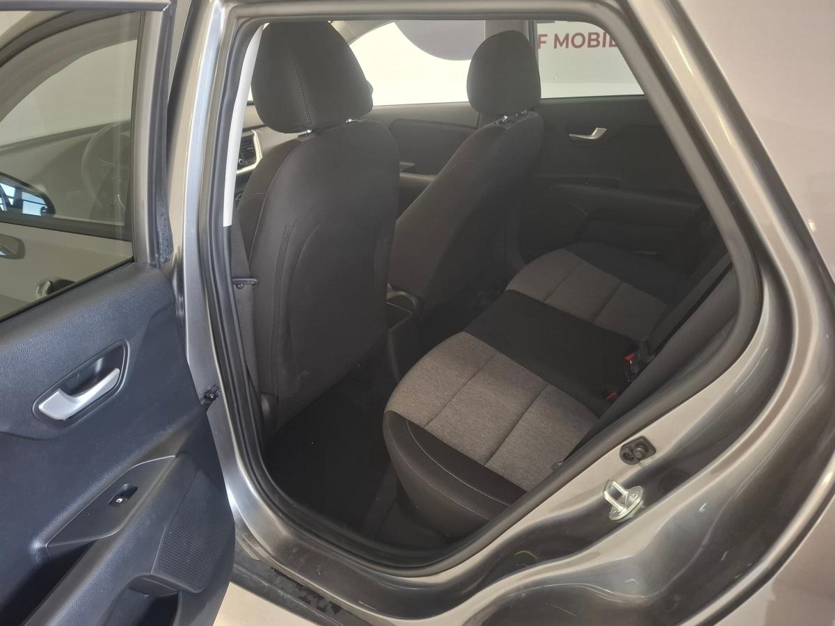 kia-stonic-2025-gasolina-1197cc
