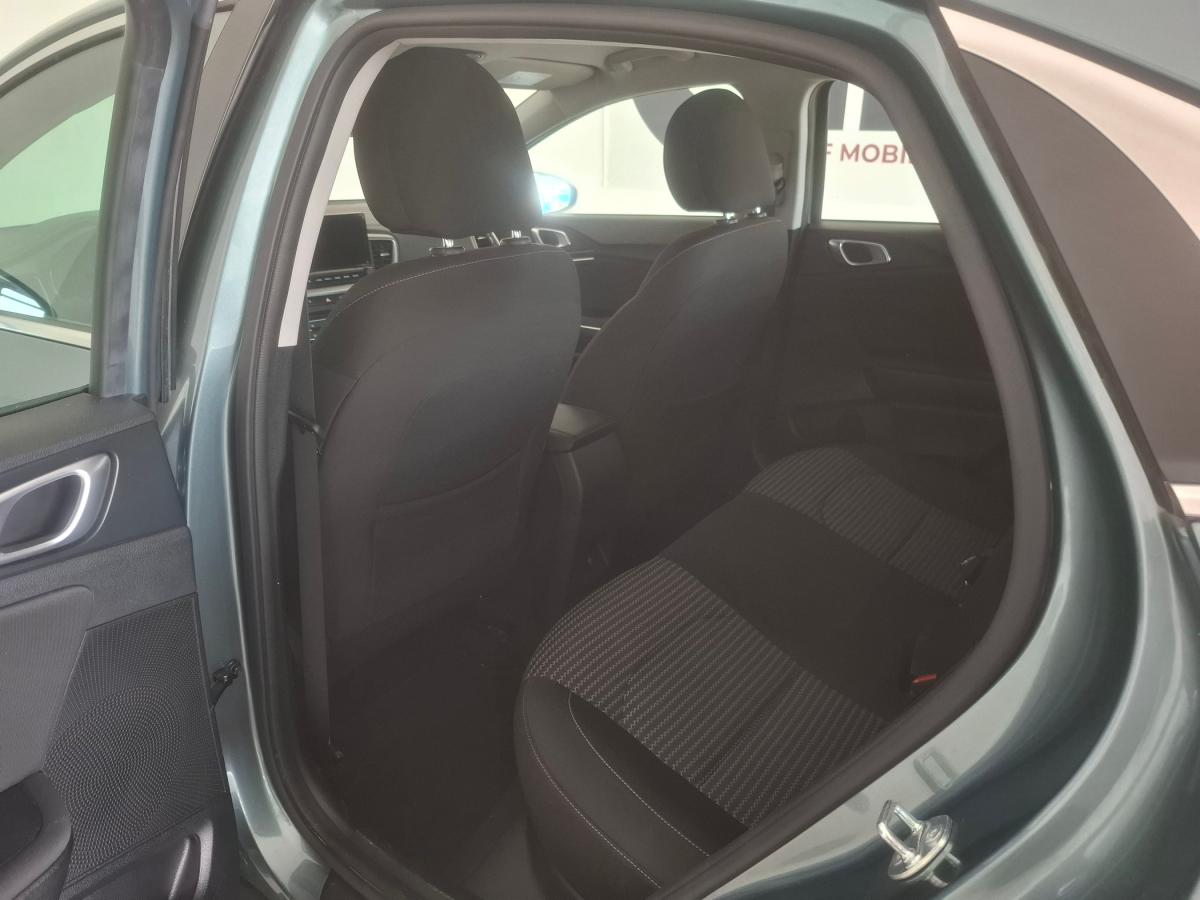 kia-xceed-2025-gasolina-998cc