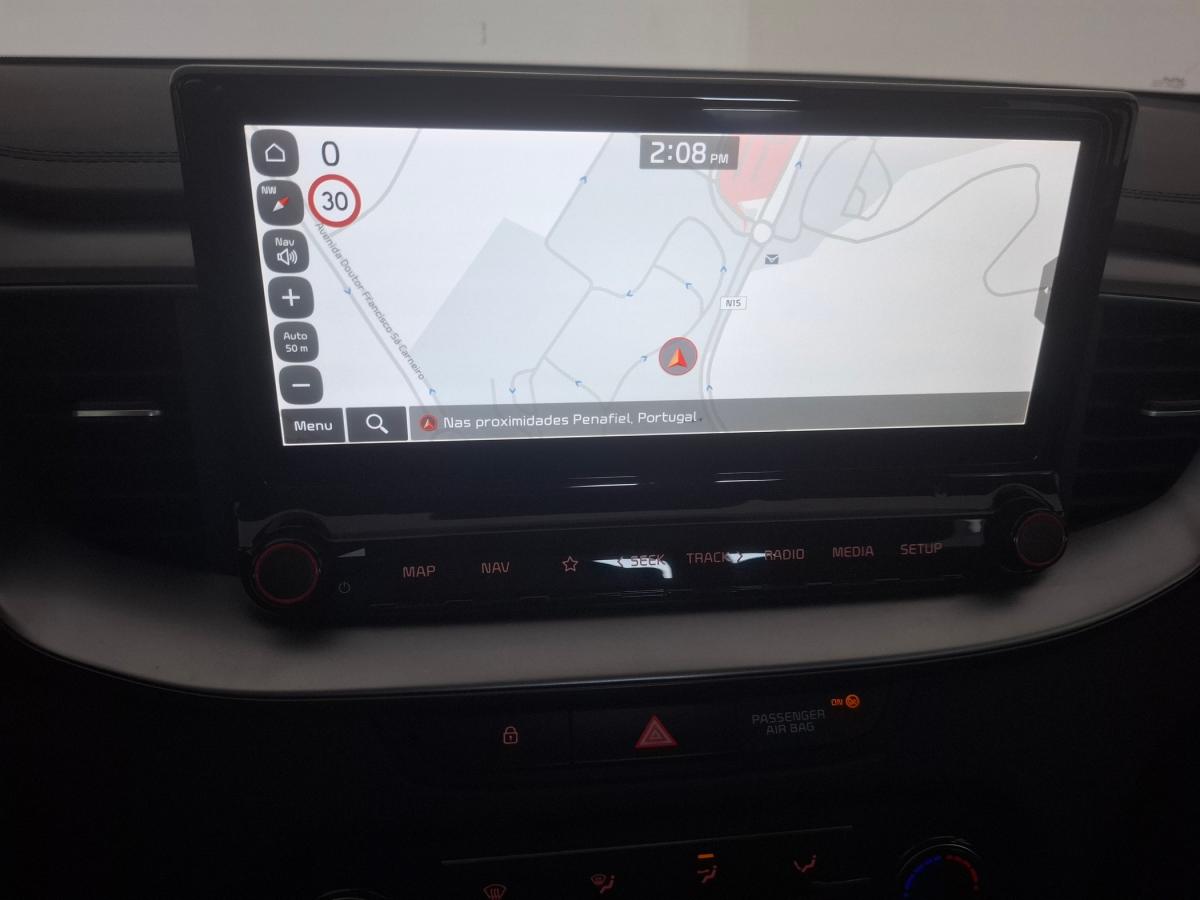 kia-xceed-2025-gasolina-998cc