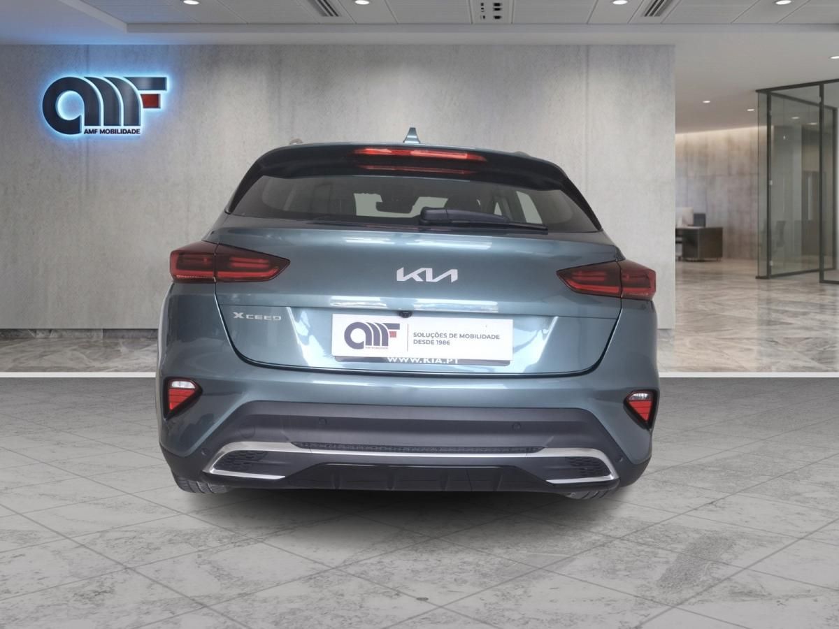 kia-xceed-2025-gasolina-998cc