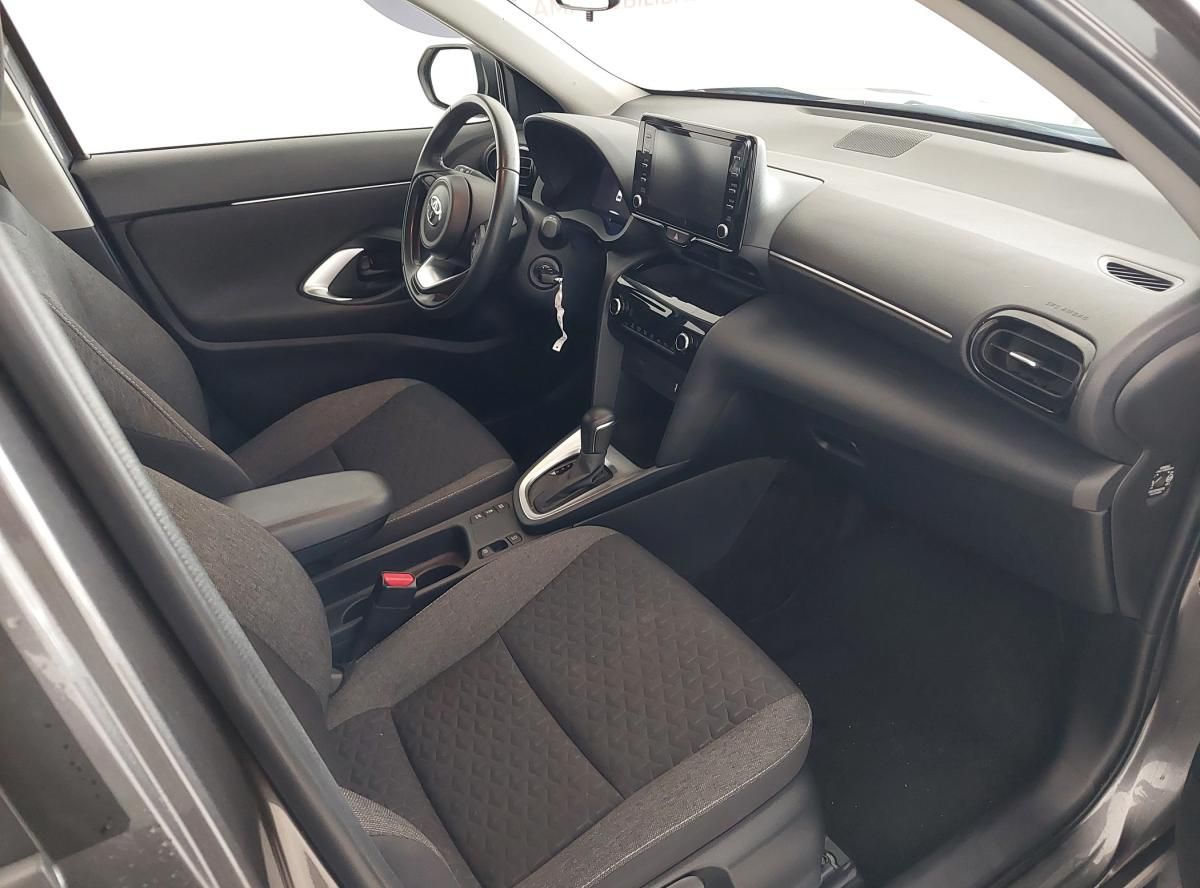 toyota-yaris-cross-2024-hibrido-a-gasolina-1490cc