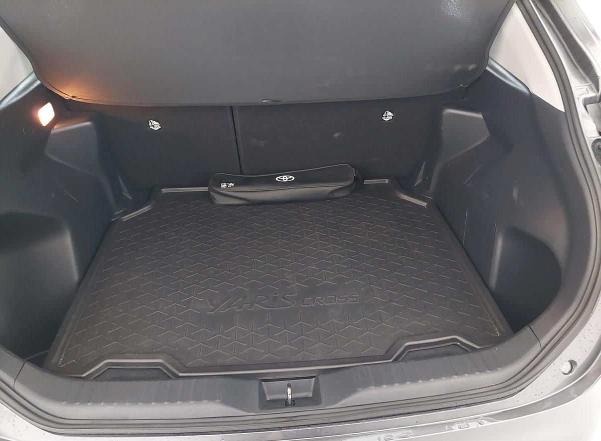 toyota-yaris-cross-2024-hibrido-a-gasolina-1490cc
