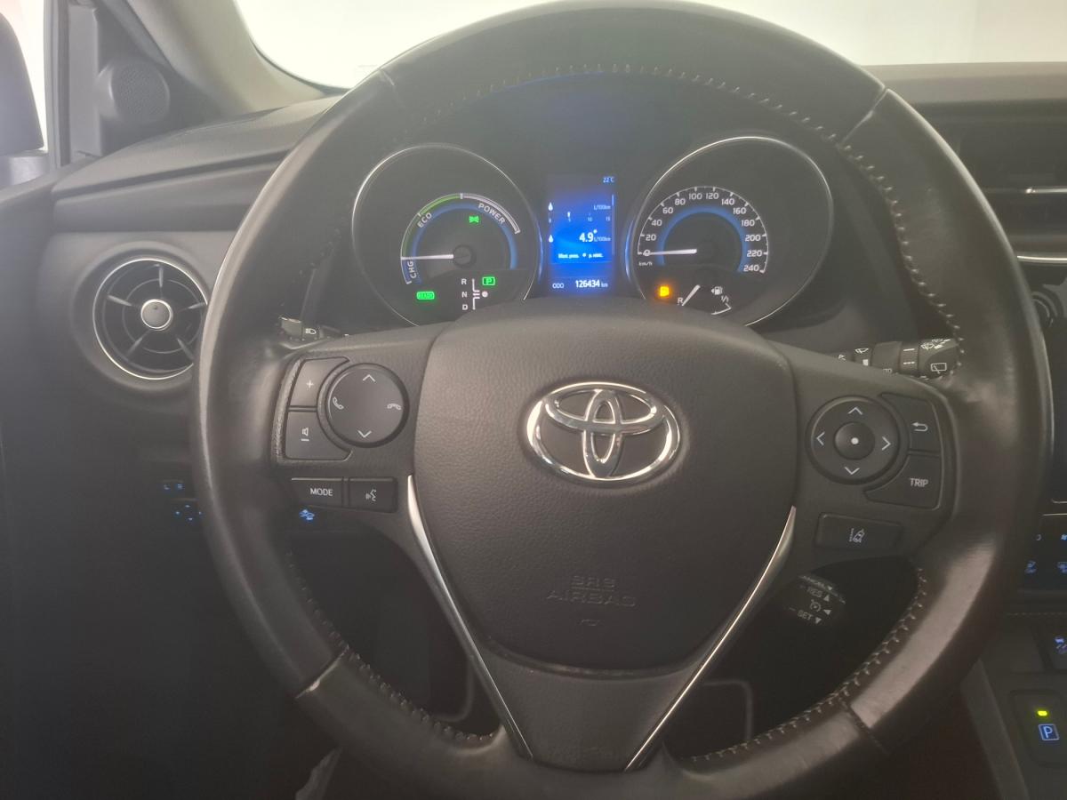 toyota-auris-touring-sports-2018-hibrido-a-gasolina-1798cc