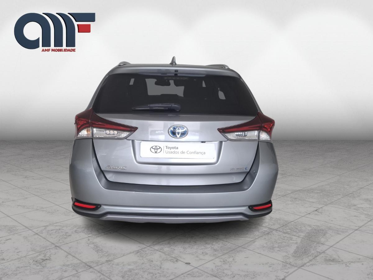 toyota-auris-touring-sports-2018-hibrido-a-gasolina-1798cc