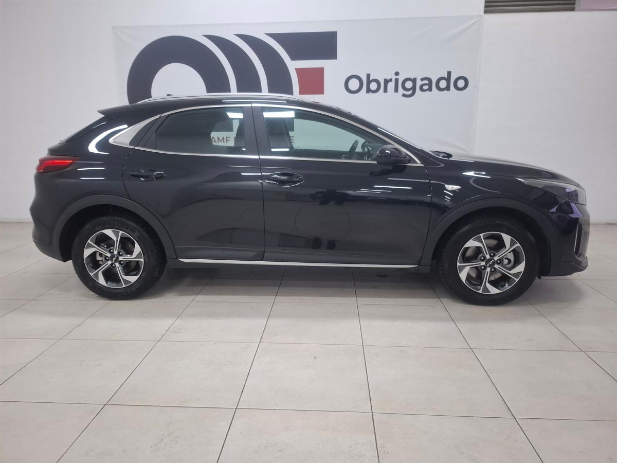 kia-xceed-2025-gasolina-998cc