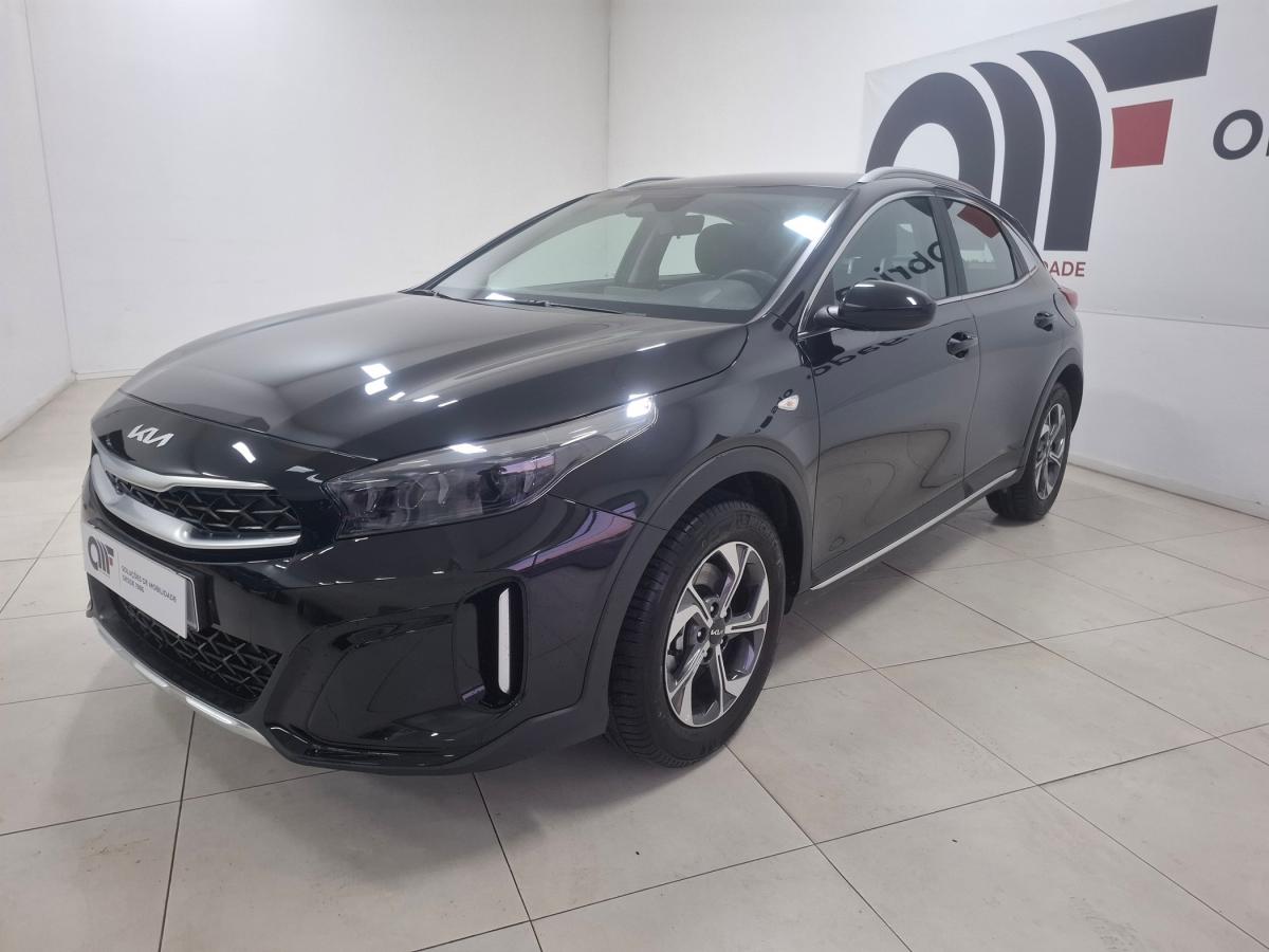 kia-xceed-2025-gasolina-998cc
