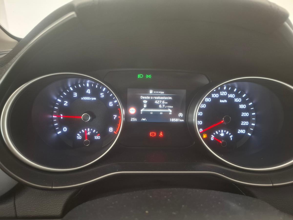 kia-xceed-2025-gasolina-998cc