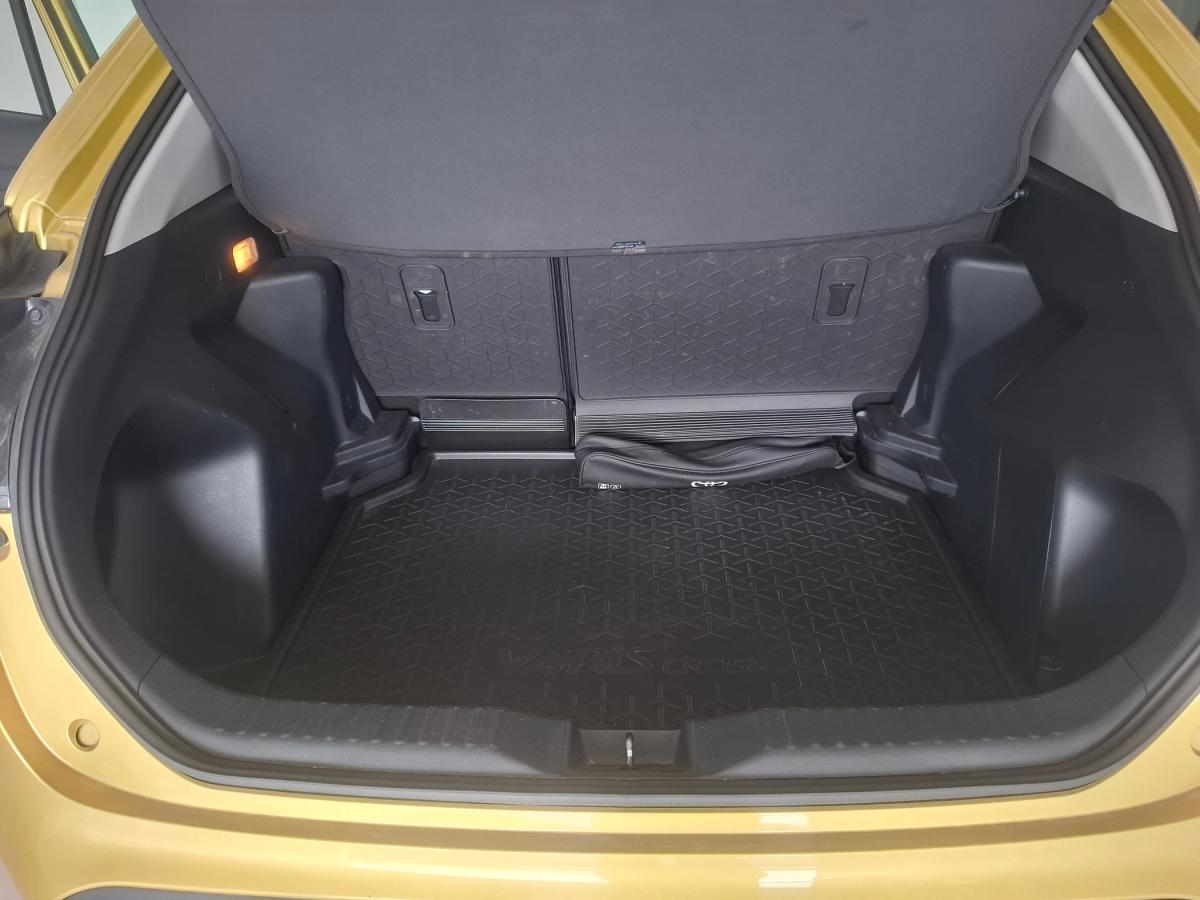 toyota-yaris-cross-2024-hibrido-a-gasolina-1490cc