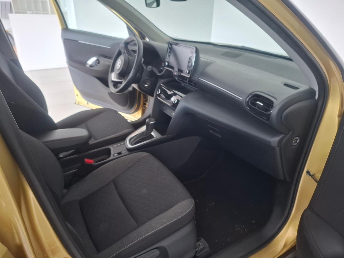 toyota-yaris-cross-2024-hibrido-a-gasolina-1490cc
