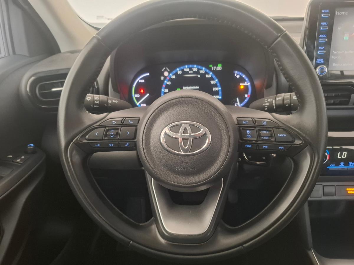 toyota-yaris-cross-2024-hibrido-a-gasolina-1490cc