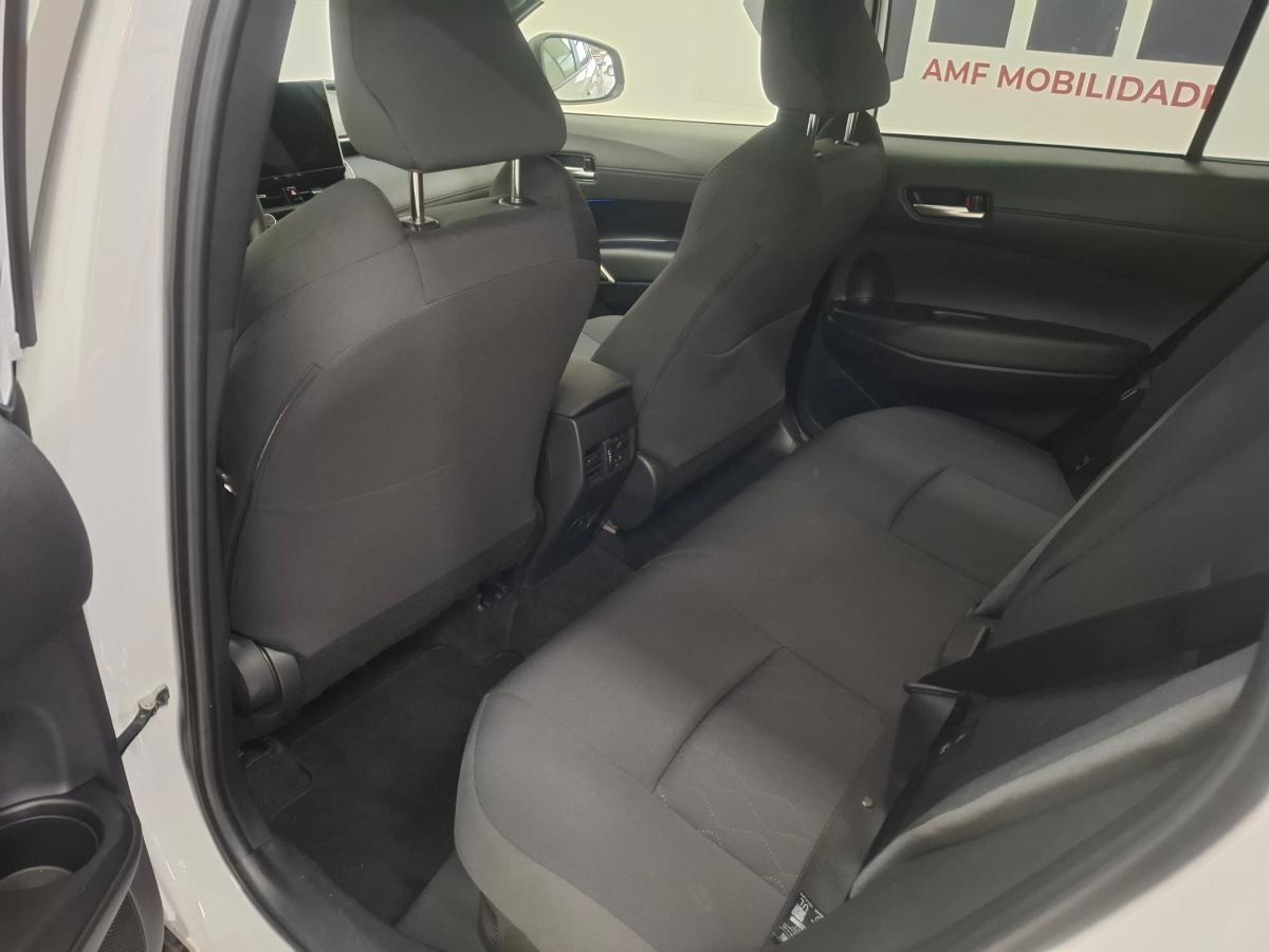 toyota-corolla-cross-2025-hibrido-a-gasolina-1798cc