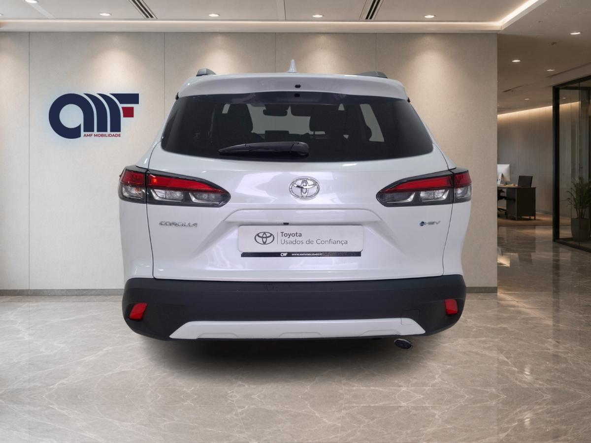 toyota-corolla-cross-2025-hibrido-a-gasolina-1798cc