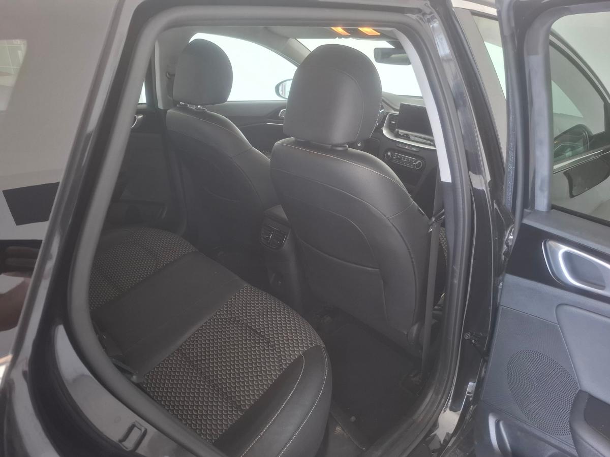 kia-ceed-sw-2025-gasolina-998cc