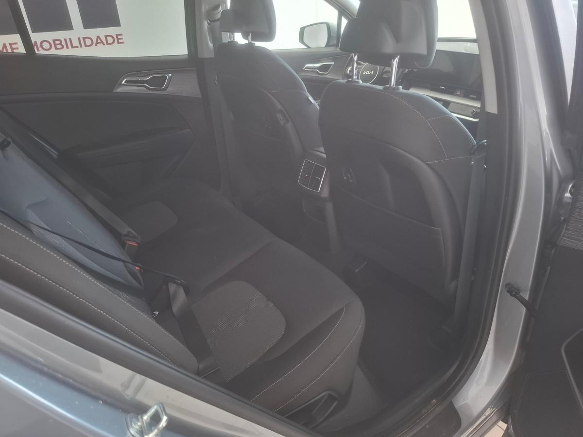 kia-sportage-2025-gasolina-1598cc