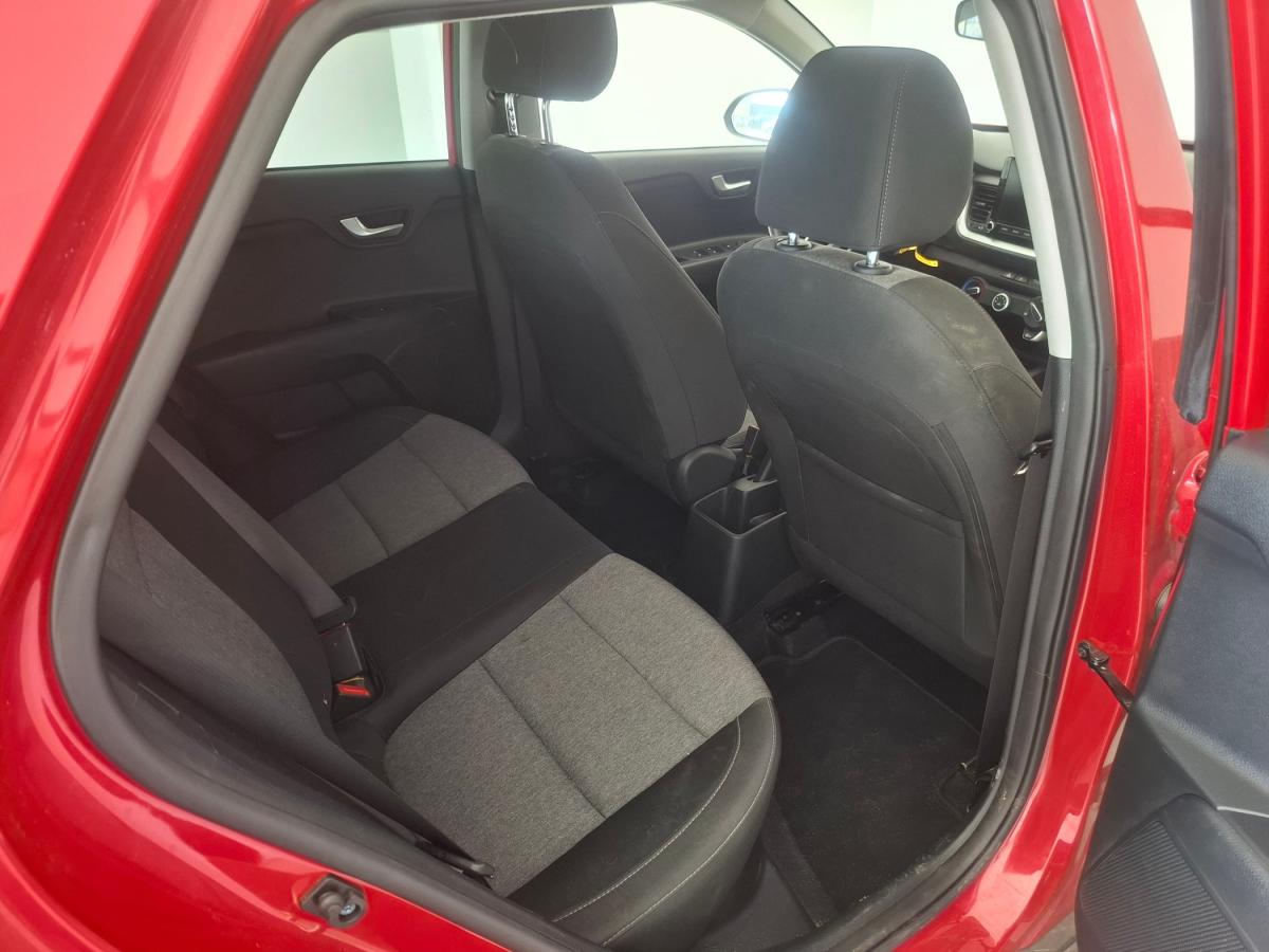 kia-stonic-2025-gasolina-1197cc