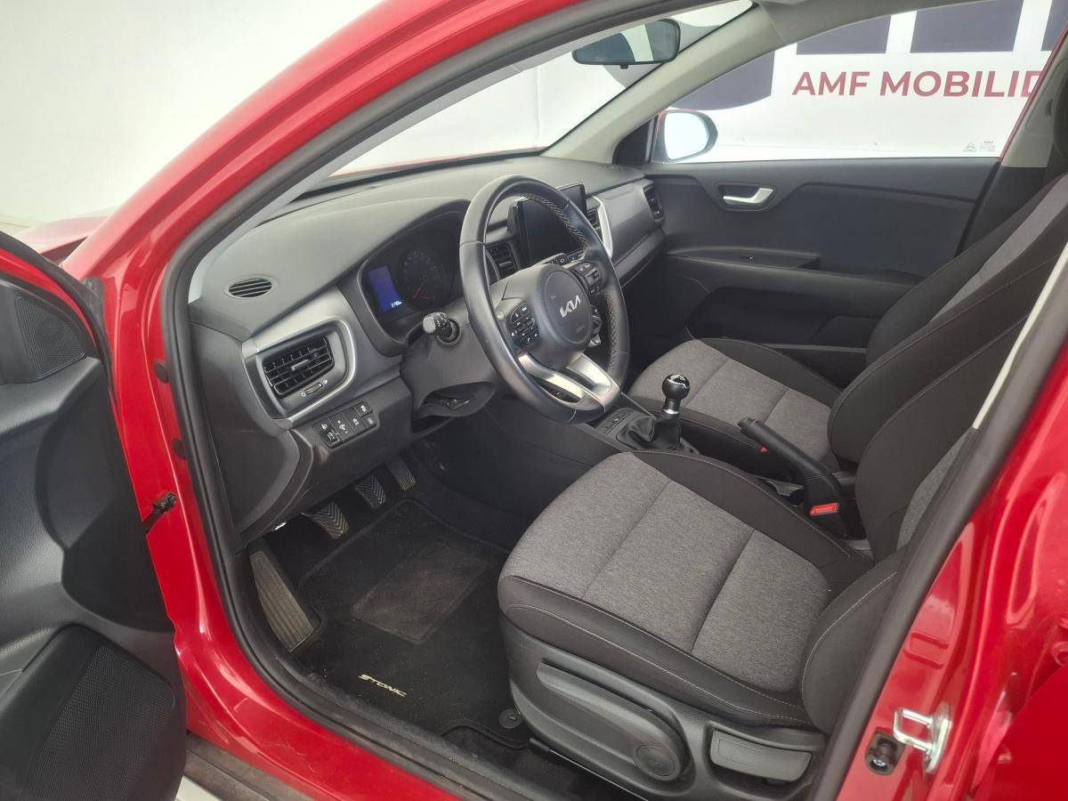 kia-stonic-2025-gasolina-1197cc