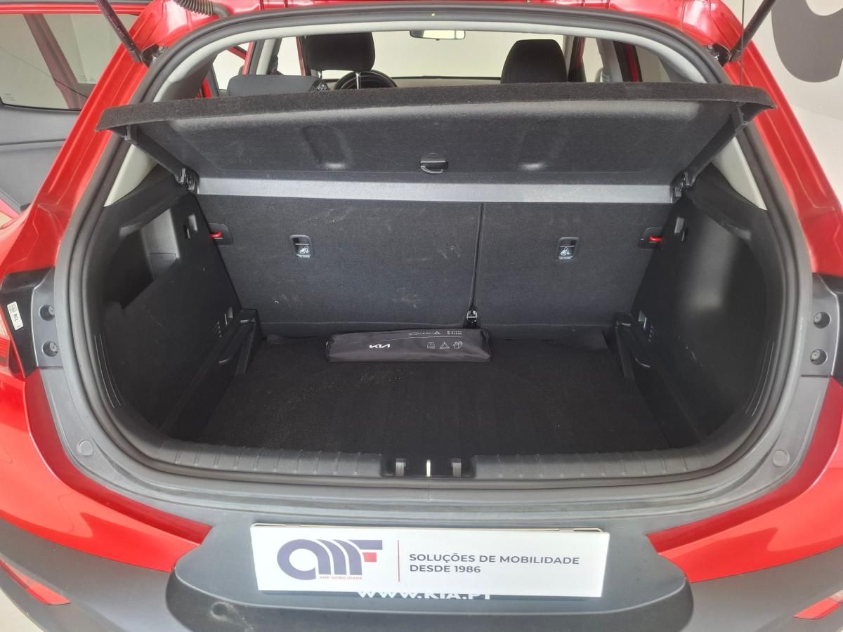 kia-stonic-2025-gasolina-1197cc