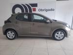 toyota-yaris-2024-hibrido-a-gasolina-1490cc