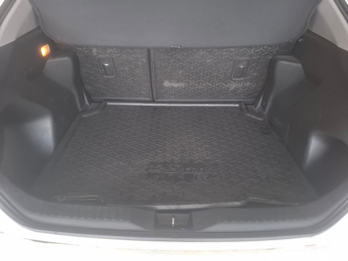 toyota-yaris-cross-2024-hibrido-a-gasolina-1490cc