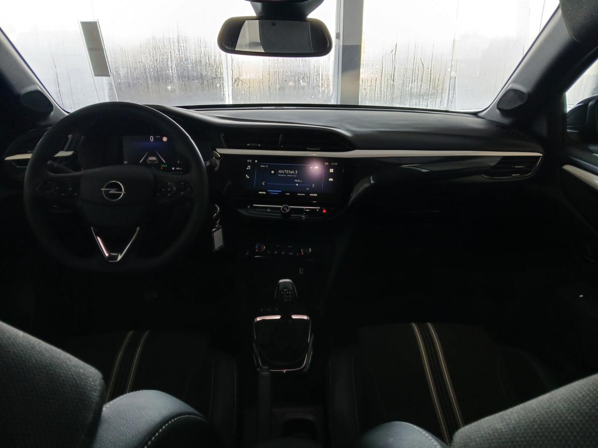 opel-corsa-2025-gasolina-1199cc