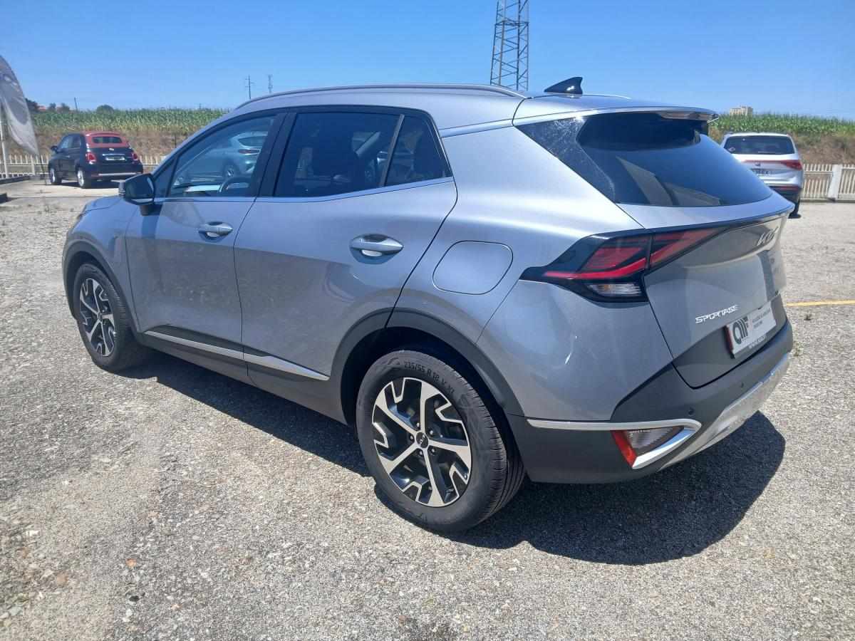 kia-sportage-2025-gasolina-1598cc