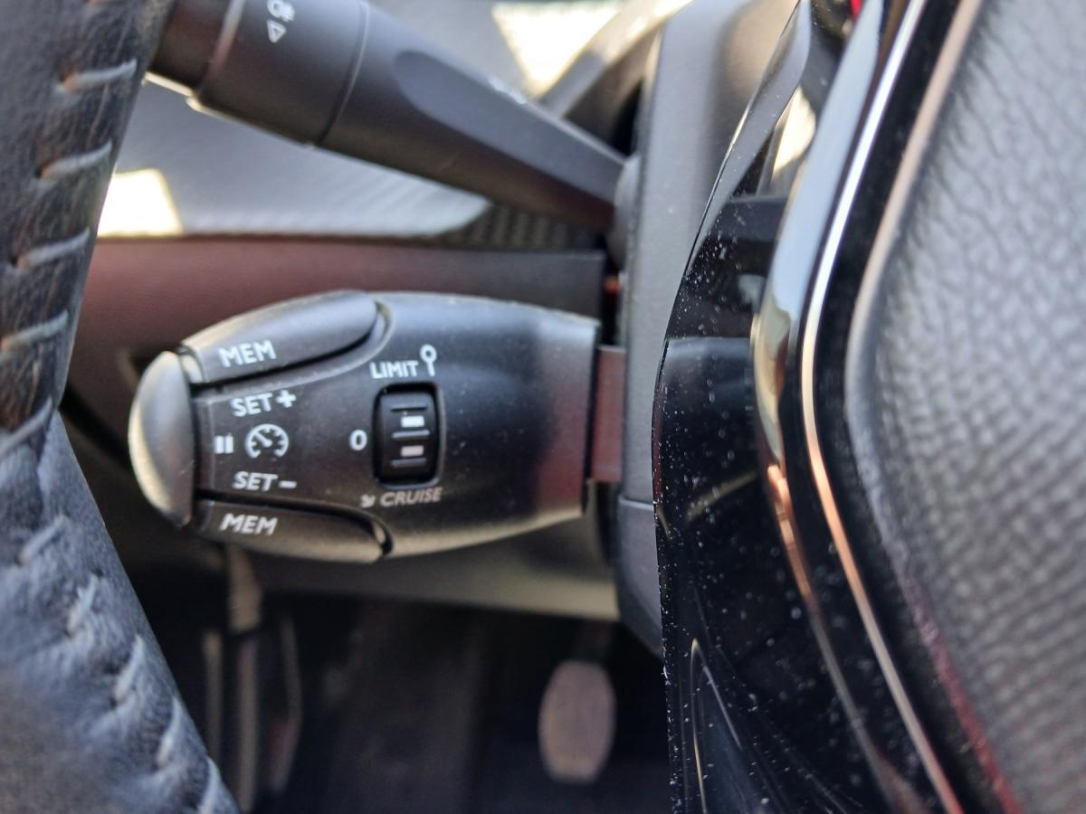 peugeot-208-2024-gasolina-1199cc