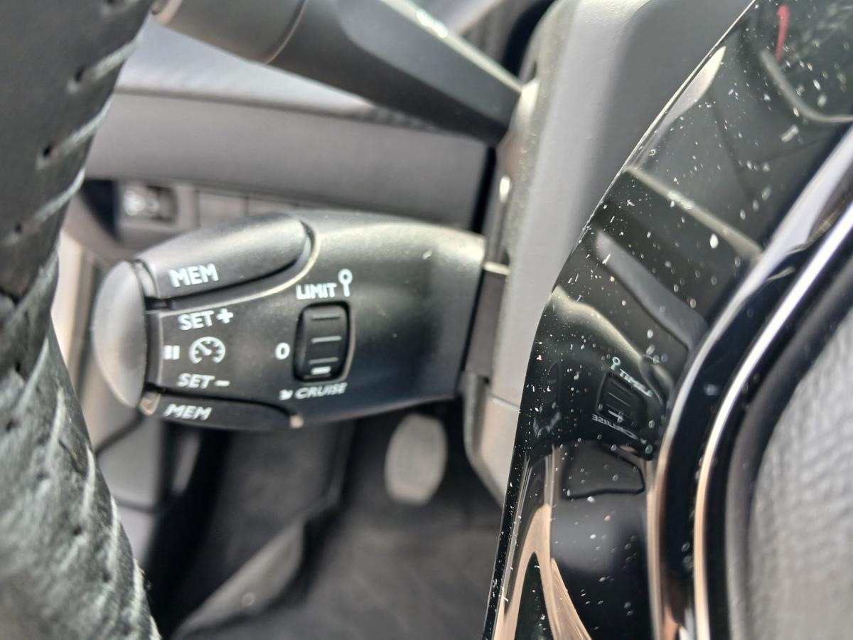 peugeot-208-2024-gasolina-1199cc
