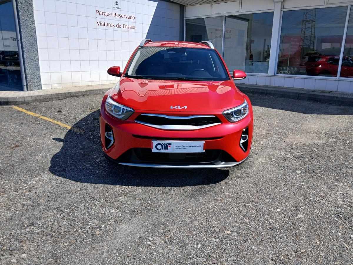 kia-stonic-2025-gasolina-1197cc