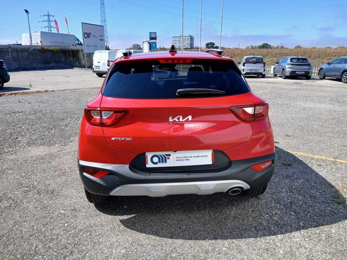kia-stonic-2025-gasolina-1197cc