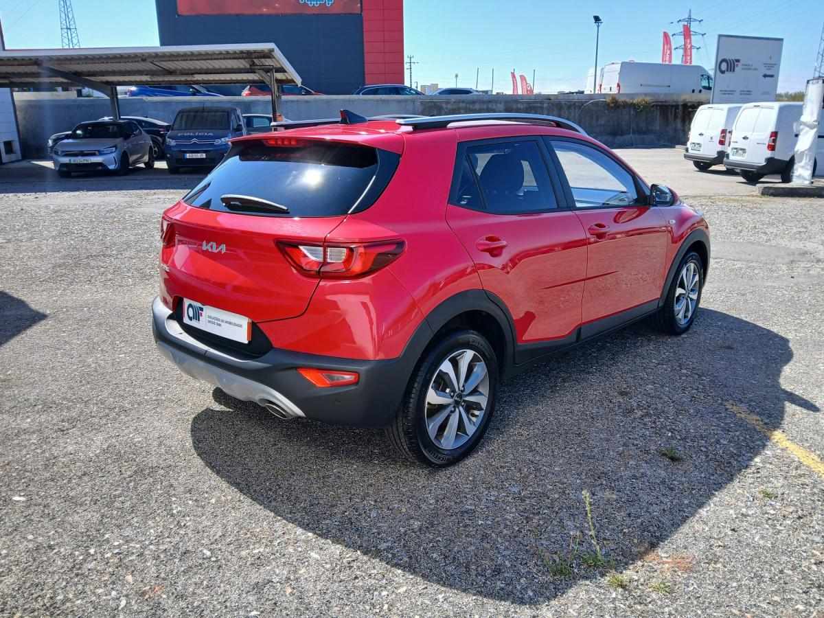 kia-stonic-2025-gasolina-1197cc