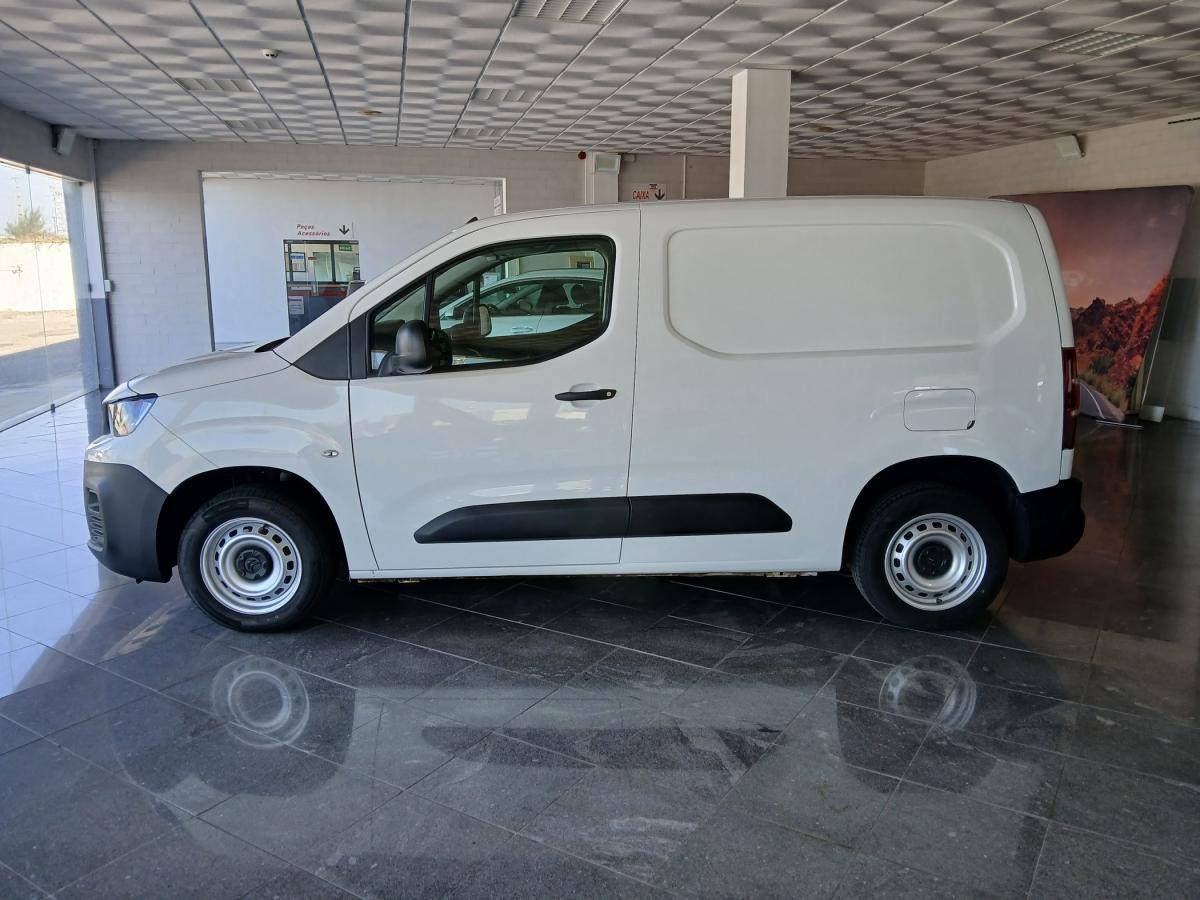 peugeot-partner-2021-diesel-1499cc